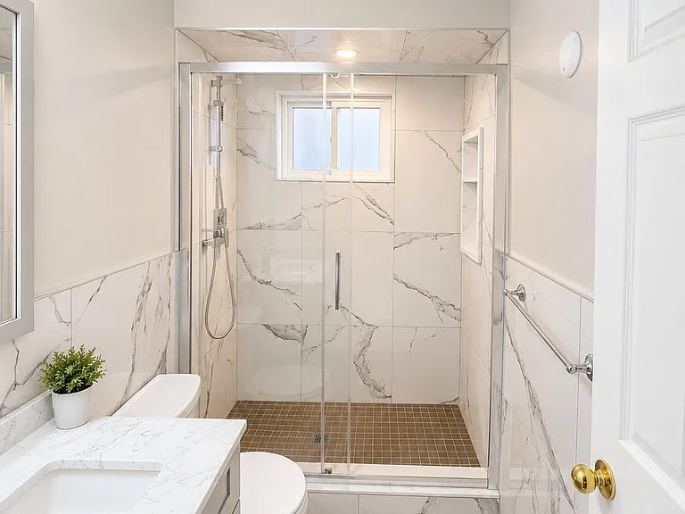 39 Martindale Cres — Photo 9