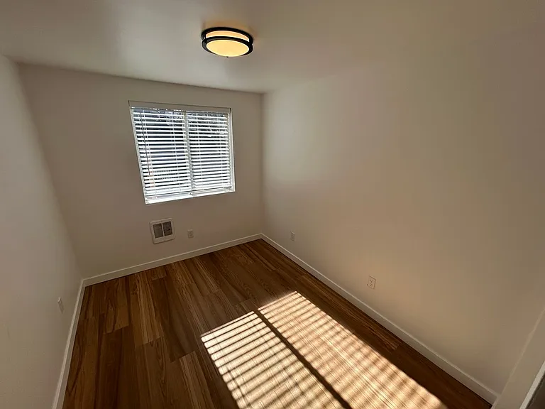 Welcome to 621 S Cannon Apartments! — Photo 18