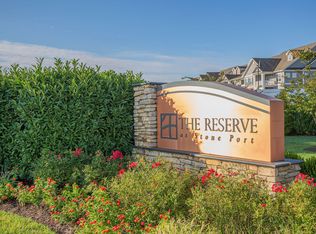 2015 Reserve Cir #2160-204, Harrisonburg, VA 22801