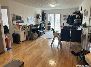 213-02 42nd Ave #3B, Bayside, NY 11361