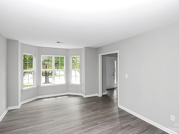 3rd image of 4533 Canipe Dr