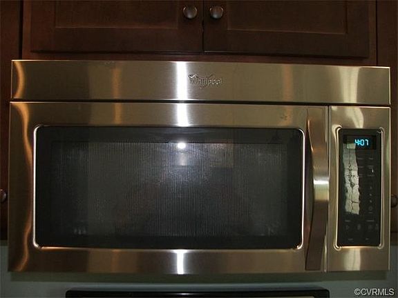 5th image of 8303 Hood Dr