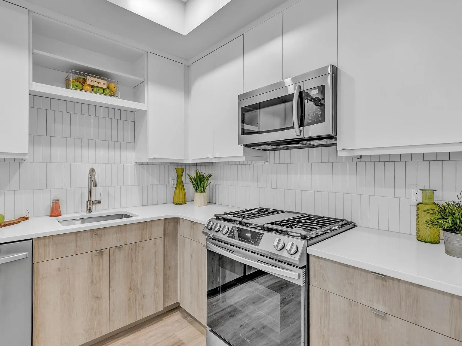 3261 Airport Rd — Photo 3