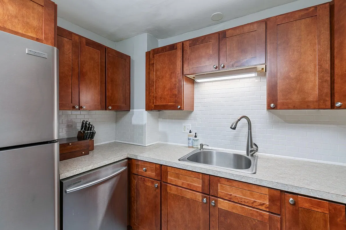 1 bed, 644 sqft, $2,200 — Photo 3