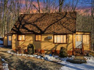 8124 Gallahad Pass, East Stroudsburg, PA 18302