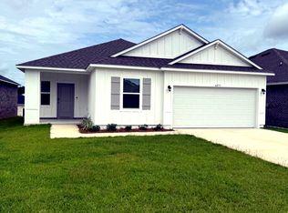 6271 Forest Pines Dr, Pensacola, FL 32526