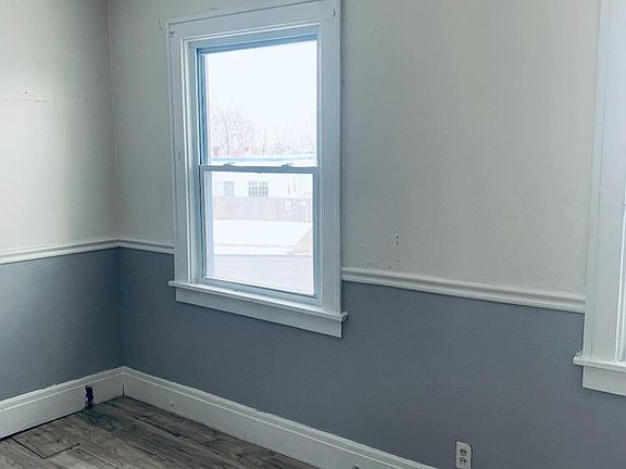 4th image of 364 Kensington Ave #3