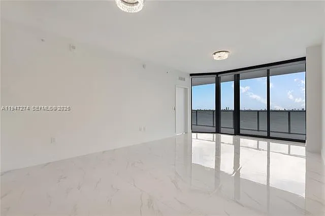 700 NE 24th St #4106 — Photo 6