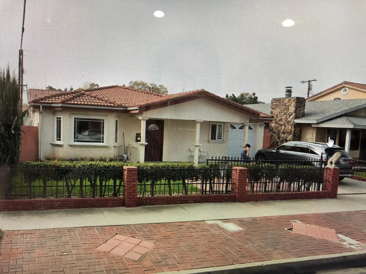 11562 Dartmouth Dr — Photo 1