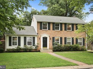 8403 Aqueduct Rd, Potomac, MD 20854