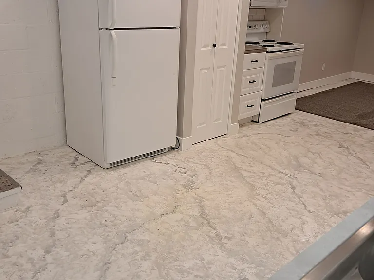 186 S Lakeview Dr — Photo 4