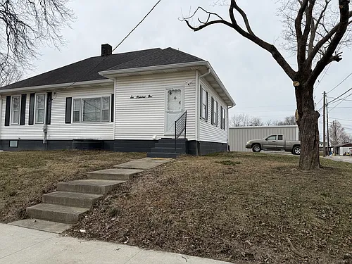 609 S Main St #1 Photo 1