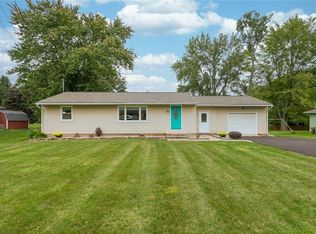 1028 Hinchey Rd, Rochester, NY 14624