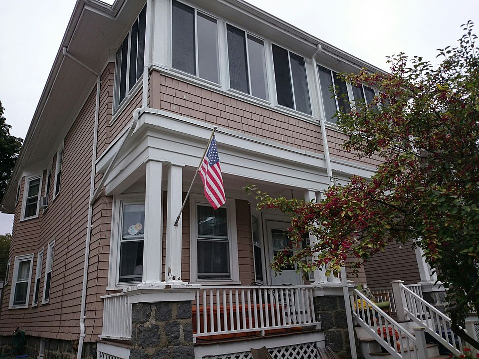 2nd image of 35 Granville St