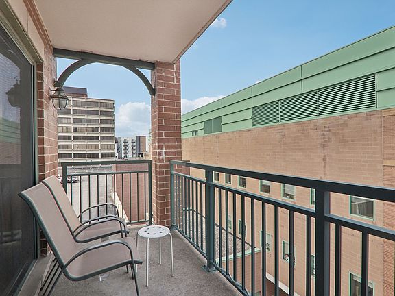 5th image of 750 Pearson St APT 508