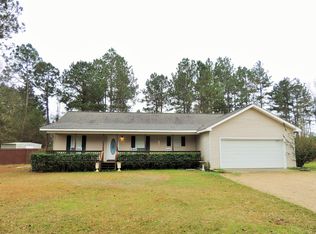 41 McCarter Cir, Purvis, MS 39475