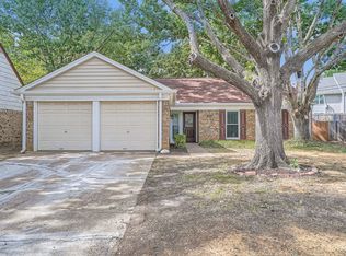 1933 Pin Oak Dr, Flower Mound, TX 75028