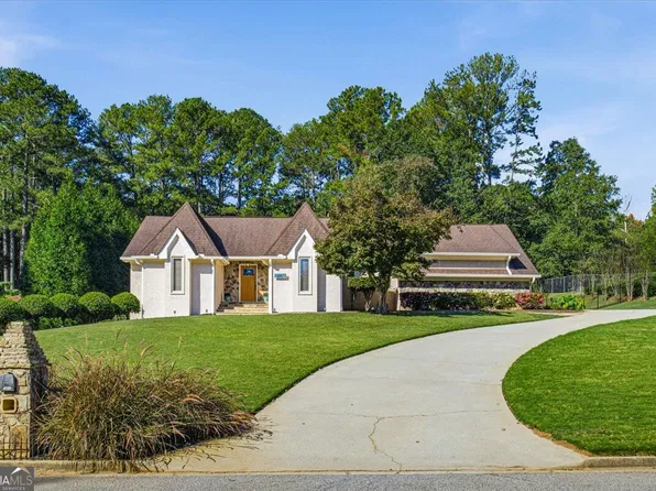 1321 N Brandy Shls SE, Conyers, GA 30013