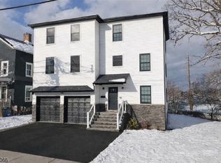 7 Maple St, Bloomfield, NJ 07003