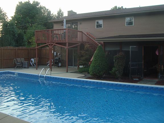 5th image of 177 Oakbrook Ln