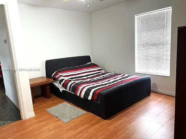 2416 Vance Ave — Photo 9