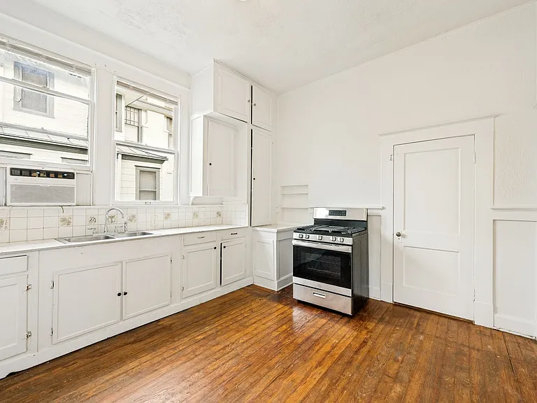 514 E Park Ave — Photo 9