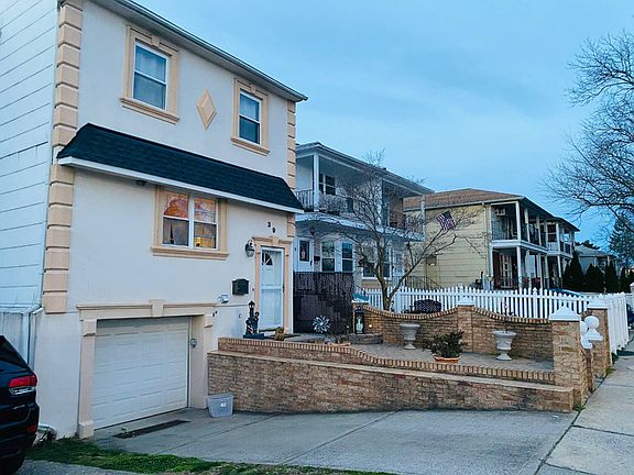 4th image of 39 Spartan Ave