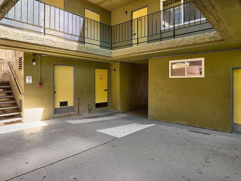 Ground Floor Plaza