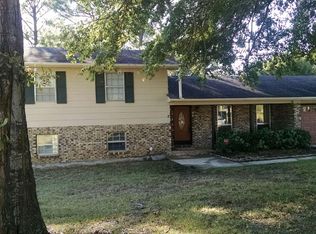 2 Lakewood Dr, Hattiesburg, MS 39402