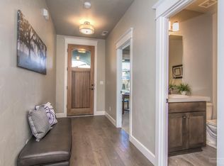 60838 Garrison Dr, Bend, OR 97702