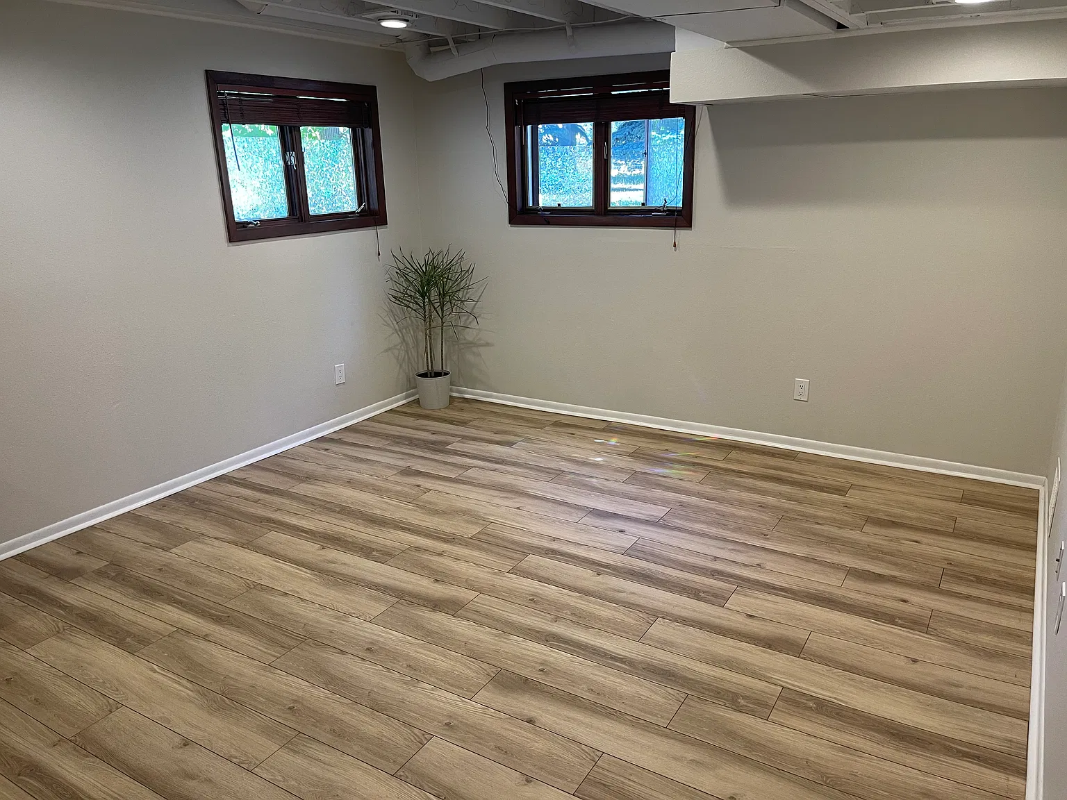 2 bed, 900 sqft, $1,600 — Photo 3