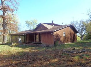 1601 E 562nd Rd, Brighton, MO 65617