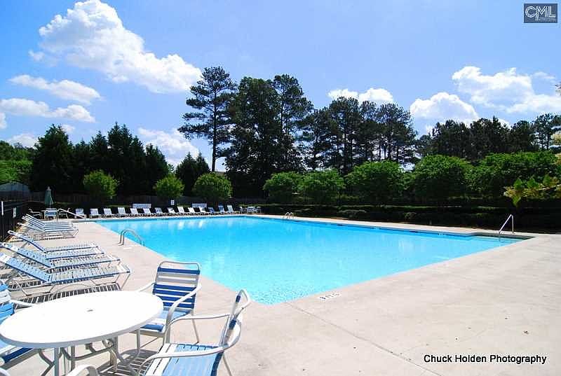 2nd image of 307 Fox Chapel Dr