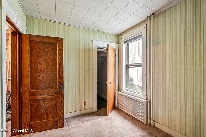 5th image of 25 Kent Street