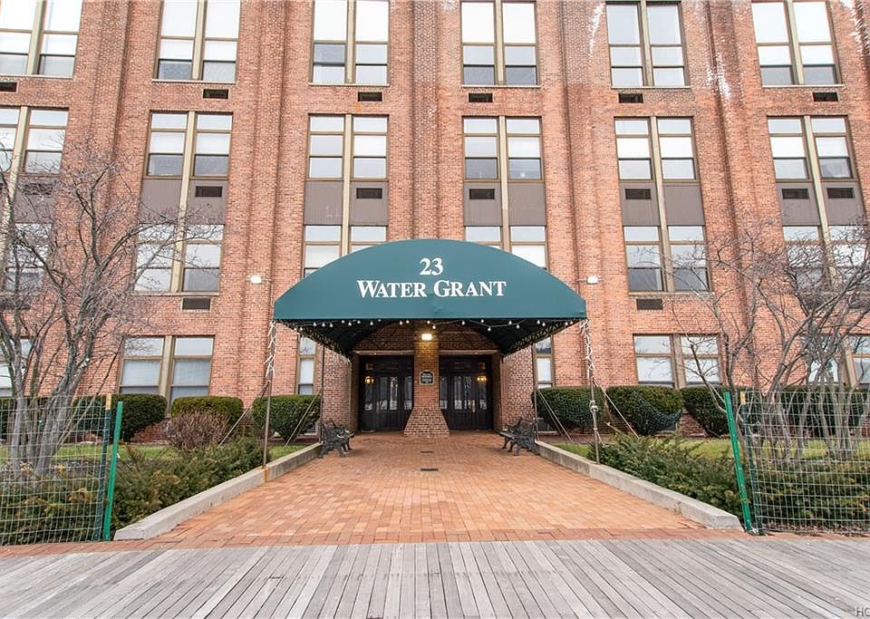 1st image of 23 Water Grant St APT 1C