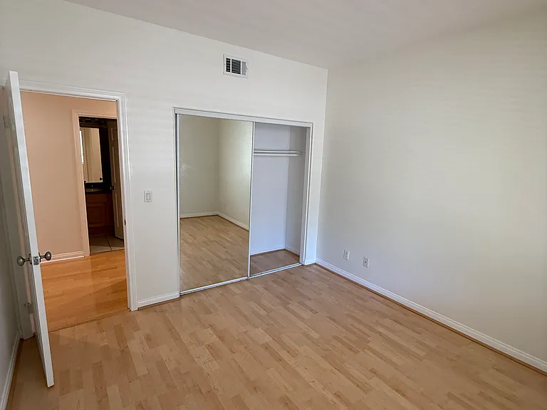 5630 Alix Ct — Photo 24