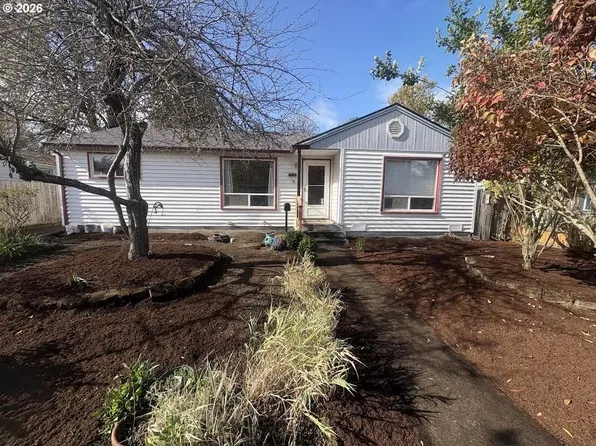 1960 Hayes St, Eugene, OR 97405