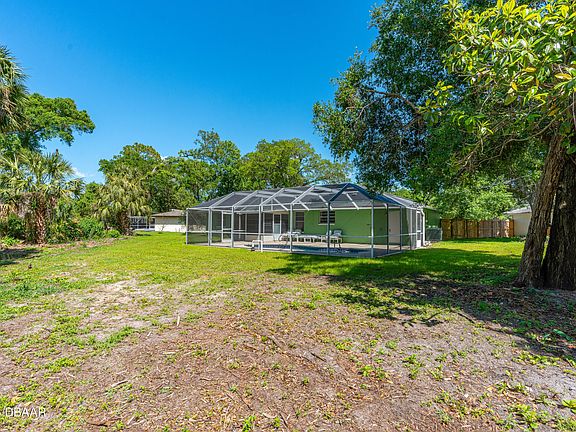3rd image of 854 Candlewood Cir
