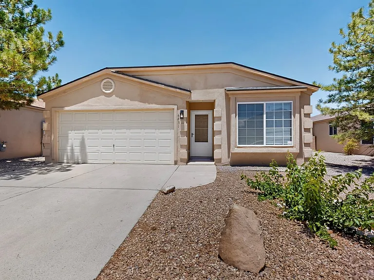 Sirocco Pl NW — Photo 24
