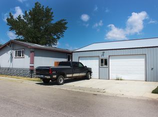 1604 Helena Ave, Gillette, WY 82716