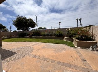 9642 Peppertree Dr, Huntington Beach, CA 92646