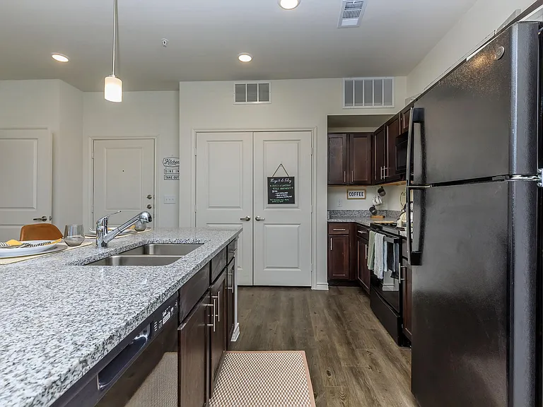 Limestone Ridge — Photo 83