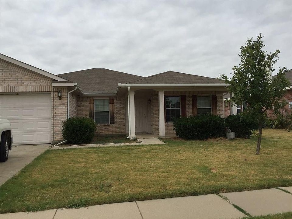 1st image of 223 Hilltop Dr