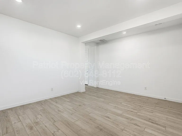 7404 W Buckhorn Trl — Photo 37