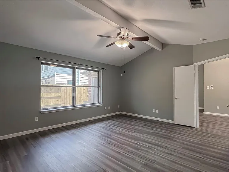 10506 Goldfield Ln — Photo 11