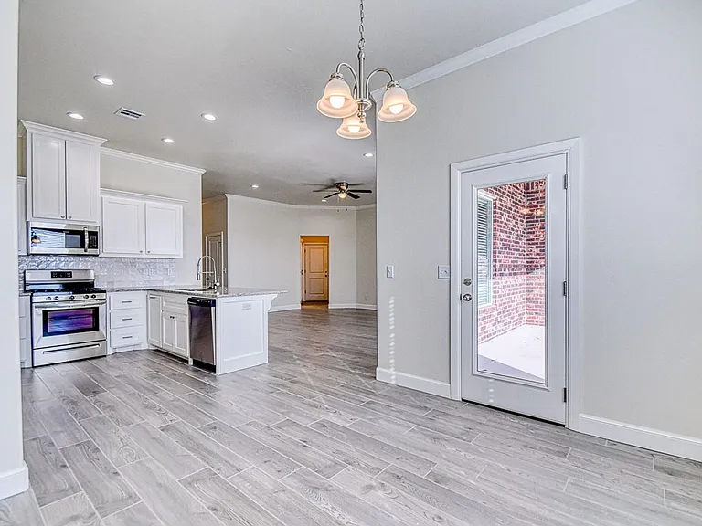 3112 Pebble Pond Dr — Photo 11