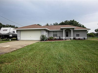 229 Malauka Rd, Ocklawaha, FL, 32179