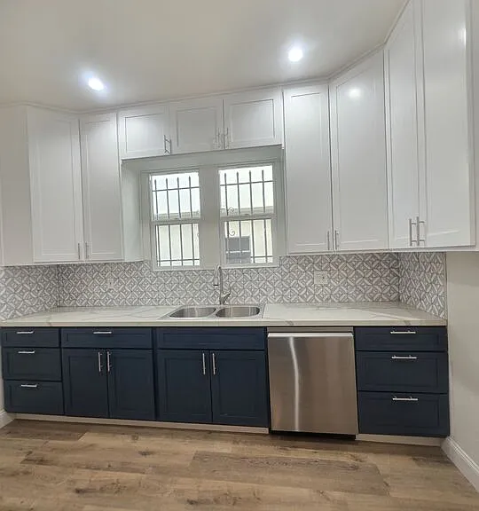 1022 S Cloverdale Ave — Photo 15