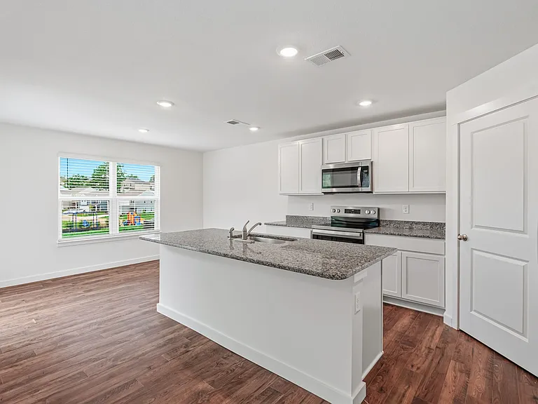 6829 Prospect Hill Ln — Photo 10