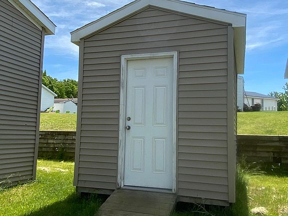 2nd image of 8368 Barkwood Cir #62